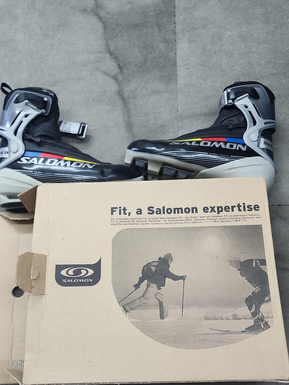 Salomon Men's Black Ski Boots with White and Yellow Accents